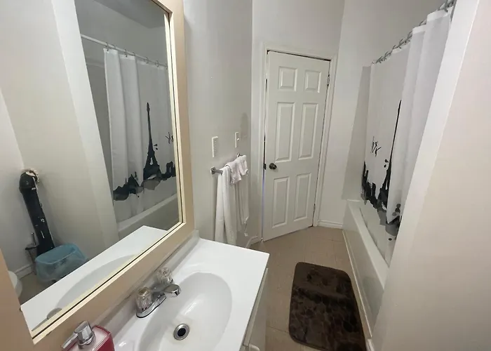 Private Bathroom King Room