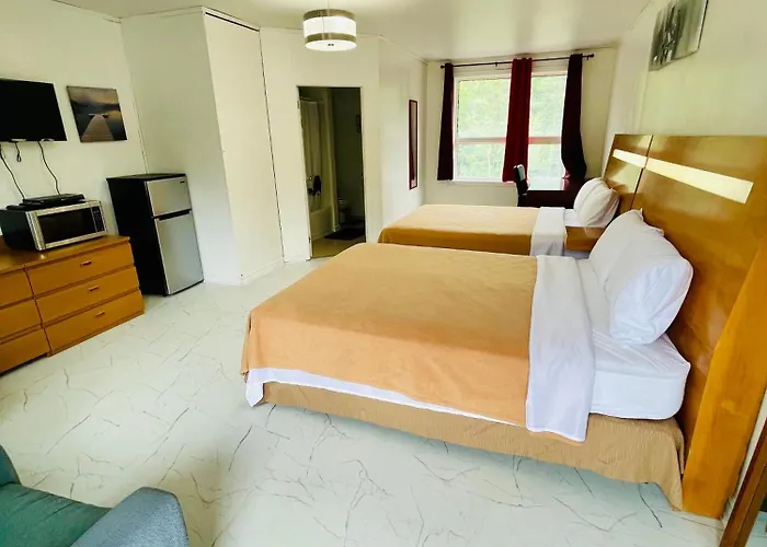 Private Bathroom King Room